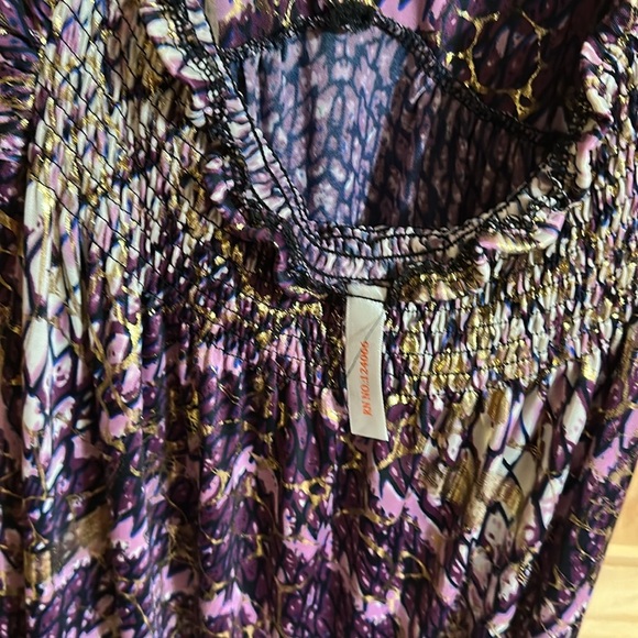 Shoreline Halterneck Purple and Gold Textured dress. - Picture 4 of 5